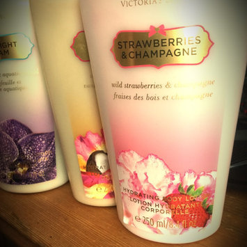 Photo of Victoria's Secret Strawberries And Champagne Body Lotion uploaded by Therese E.