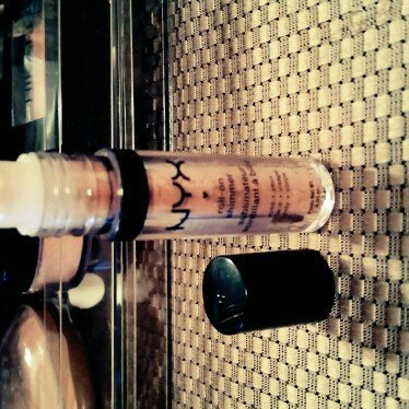NYX Roll On Eye Shimmer