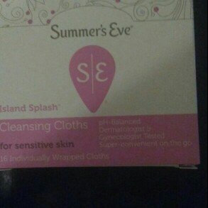 Photo of Summer's Eve Island Splash Cleansing Cloths for Sensitive Skin - 16 CT uploaded by Qurita W.