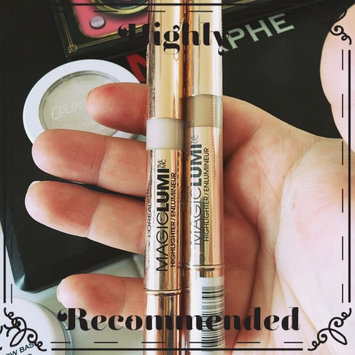 Photo of L'Oréal Paris MAGIC by Studio Secrets Magic Lumi Highlighting Concealer uploaded by Geena P.