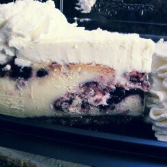 Photo of Cheesecake Factory Cheesecakes uploaded by Reshanett M.