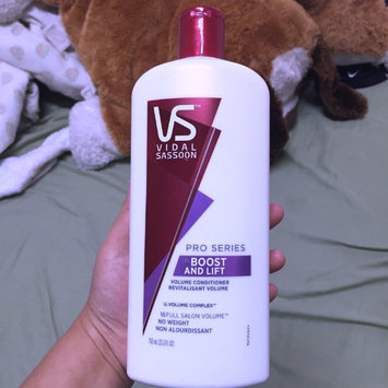 Photo of Vidal Sassoon Pro Series Pro Series Conditioner uploaded by Peanut s.