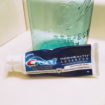 Photo of Crest Pro-Health Whitening Toothpaste Fresh Clean Mint uploaded by Alyssa D.