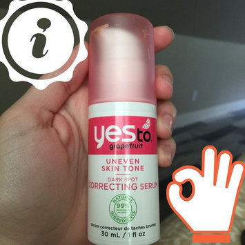 Photo of Yes To Grapefruit Even Skin Tone Moisturizer with SPF 15 uploaded by Alyne P.
