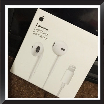 Photo of Apple Beats Solo3 Bluetooth On-Ear Headphones with Mic Control - Rose G uploaded by Henk M.