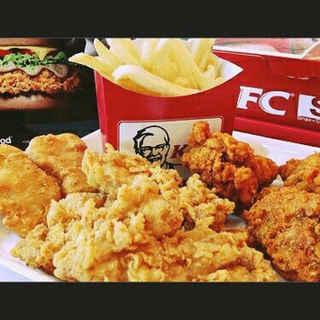 Photo of KFC uploaded by Yuliza Lisbeth Q.