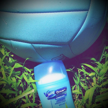 Photo of Secret Outlast Xtend Invisible Solid Completely Clean Antiperspirant/Deodorant uploaded by Roxana B.