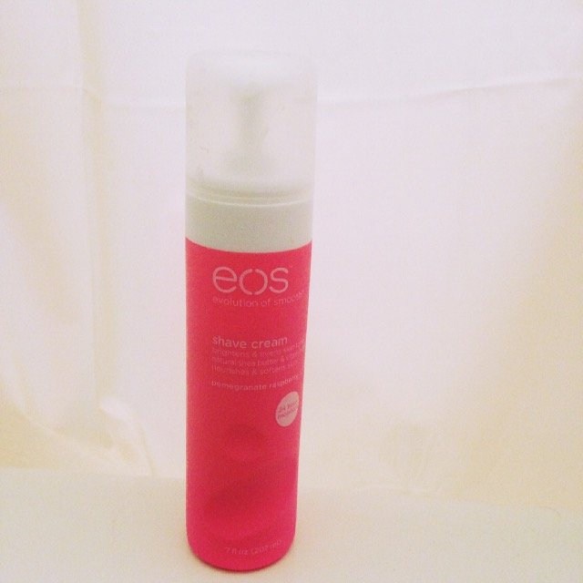 eos™ Ultra Moisturizing Shave Cream Pomegranate Raspberry