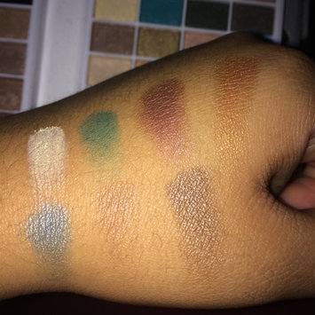 Photo of e.l.f. Cosmetics Eyeshadow Book uploaded by Annabel L.