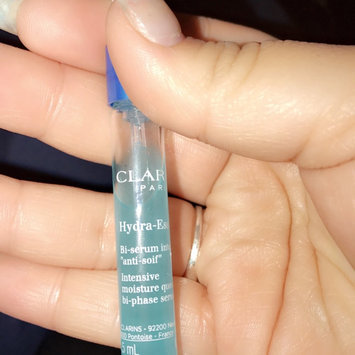 Photo of Clarins Hydra-Essentiel Bi-Phase Serum uploaded by Maura T.