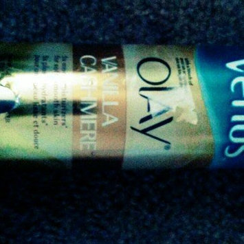 Photo of Gillette Venus® with a touch of Olay® Vanilla Cashmere™ Shave Gel uploaded by Moline S.