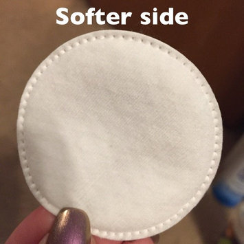 Photo of Q-tips Beauty Cotton Rounds uploaded by Stacy S.