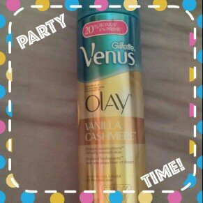 Photo of Gillette Venus® with a touch of Olay® Vanilla Cashmere™ Shave Gel uploaded by alejandra a.