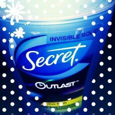 Photo of Secret Outlast Xtend Invisible Solid Completely Clean Antiperspirant/Deodorant uploaded by priscilla J.