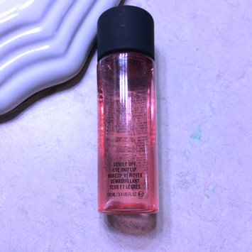Photo of M.A.C Cosmetics Gently Off Eye and Lip Makeup Remover uploaded by Joanna Z.