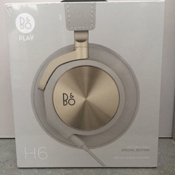 Photo of Bang Olufsen Bang & Olufsen BEOPLAY H6 Leather Covered Headphones - Black uploaded by Laura d.