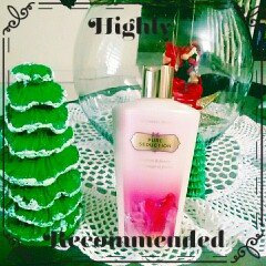 Photo of Victoria's Secret Pure Seduction Hydrating Body Lotion uploaded by Marglys C.