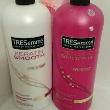 Photo of TRESemmé Keratin Smooth Shampoo uploaded by Candi S.