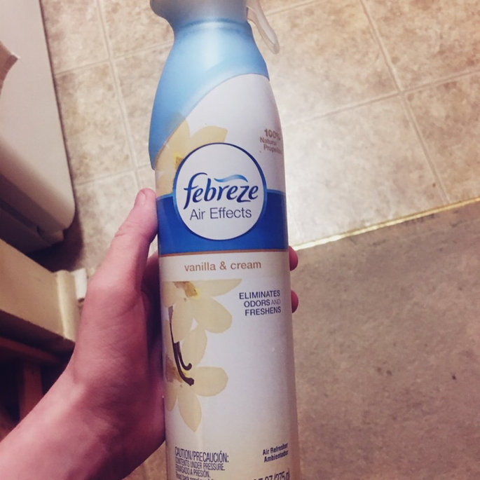Air Effects Febreze® Air Effects Vanilla & Cream Air Freshener (1 Count, 9.7 Oz)