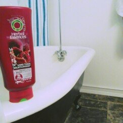 Photo of Herbal Essences Long Term Relationship Conditioner For Long Hair uploaded by Amanda H.