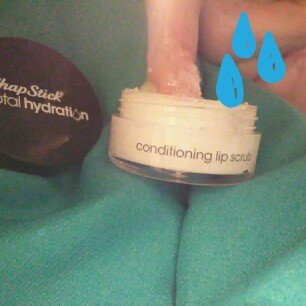 Photo of ChapStick® Total Hydration Conditioning Lip Scrub Fresh Peppermint uploaded by Daria Q.