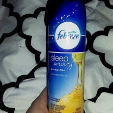 Photo of Febreze Sleep Serenity Warm Milk & Honey Bedroom Mist uploaded by Tiffany L.