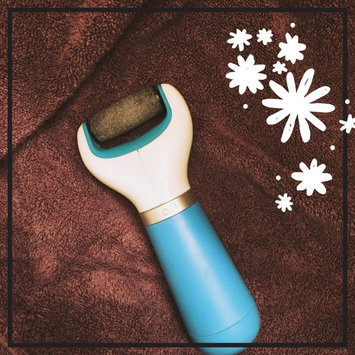 Photo of Amope Pedi Perfect Electronic Foot File with Diamond Crystals uploaded by Veronica M.