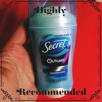 Photo of Secret Outlast Xtend Invisible Solid Completely Clean Antiperspirant/Deodorant uploaded by Veronica M.