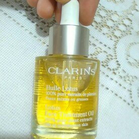 Photo of Clarins Lotus Face Treatment Oil uploaded by Ines G.