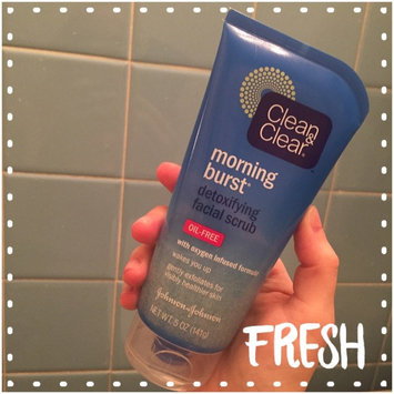 Photo of Clean & Clear® Morning Burst® Detoxifying Facial Scrub uploaded by Hilary A.
