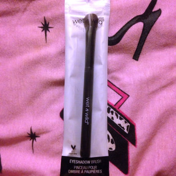 Photo of wet n wild Eyeshadow Brush uploaded by Dazha O.