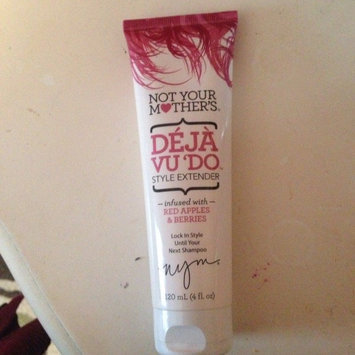 Photo of Not Your Mother’s® Déjà vu ‘Do™ Style Extending Hair Primer uploaded by Holly R.