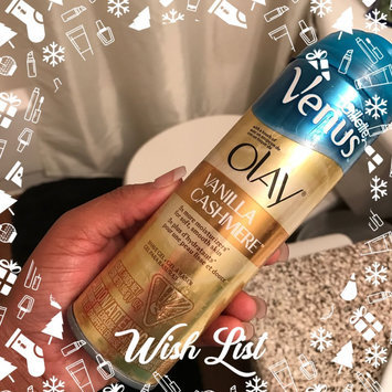 Photo of Gillette Venus® with a touch of Olay® Vanilla Cashmere™ Shave Gel uploaded by Crystajlove
