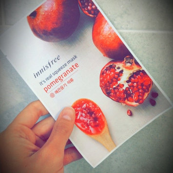 Photo of Innisfree It's Real Squeeze Mask 5pcs (Pomegranate) uploaded by Michaela Ö.