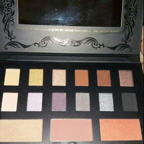 Photo of BH Cosmetics Pride + Prejudice + Zombies - Eye + Cheek Palette uploaded by Emelie G.