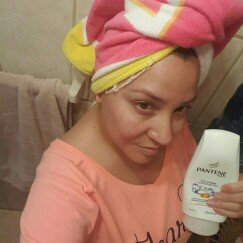 Photo of Pantene Pro-V Ice Shine Conditioner uploaded by silvia m.