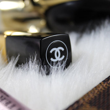 Photo of CHANEL Rouge Coco Baume Hydrating Conditioning Lip Balm uploaded by Yoshi H.