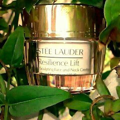 Photo of Estée Lauder Resilience Lift Firming/Sculpting Eye Creme uploaded by maria n.