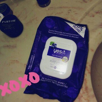 Photo of Yes To Blueberries Cleansing Facial Wipes uploaded by Keri D.