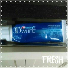 Photo of Crest 3D White Arctic Fresh Whitening Toothpaste uploaded by ana G.