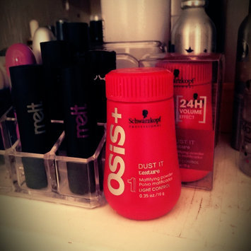 Photo of Schwarzkopf Professional OSiS+ Dust It Mattifying Powder uploaded by Denise B.