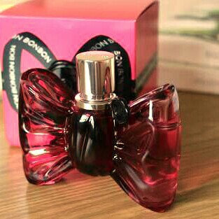 Photo of Viktor & Rolf Bonbon Eau de Parfum uploaded by Asma A.