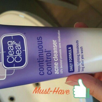 Photo of Clean & Clear® Continuous Control® Acne Cleanser uploaded by Raych P.
