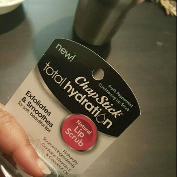 Photo of ChapStick® Total Hydration Conditioning Lip Scrub Fresh Peppermint uploaded by Trishinda B.