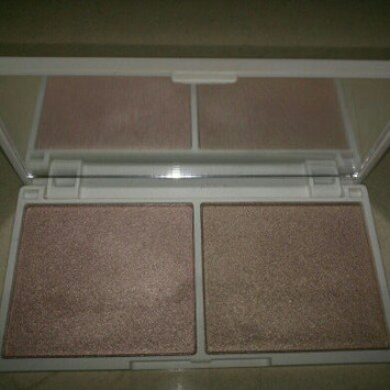 Photo of Jessica Liebeskind Illuminating Face Highlighter uploaded by Debbie R.