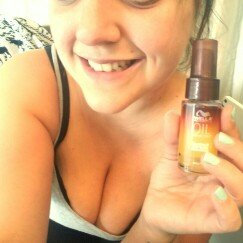 Photo of Wella Oil Reflections Smoothing Oil uploaded by Cassie S.