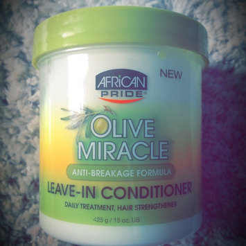 Photo of African Pride Olive Miracle Leave in Conditioner, 15 oz uploaded by Faith O.