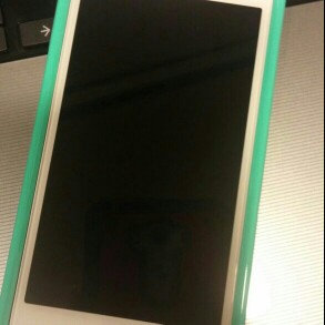 Photo of Apple iPod Touch - 5th Generation uploaded by Celene B.