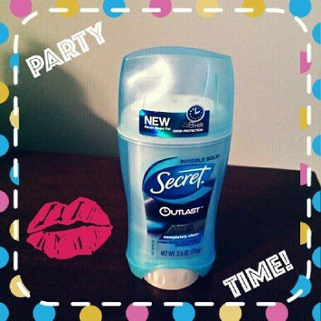 Photo of Secret Outlast Xtend Invisible Solid Completely Clean Antiperspirant/Deodorant uploaded by kathie h.