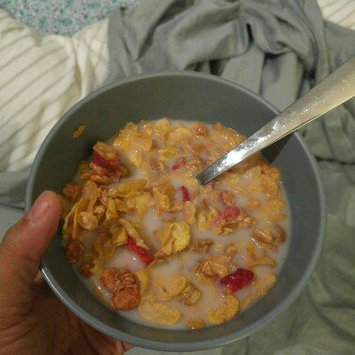 Photo of Post Foods, LLC HNY BNCH OAT STRWBRY 16.5OZ uploaded by Alex T.